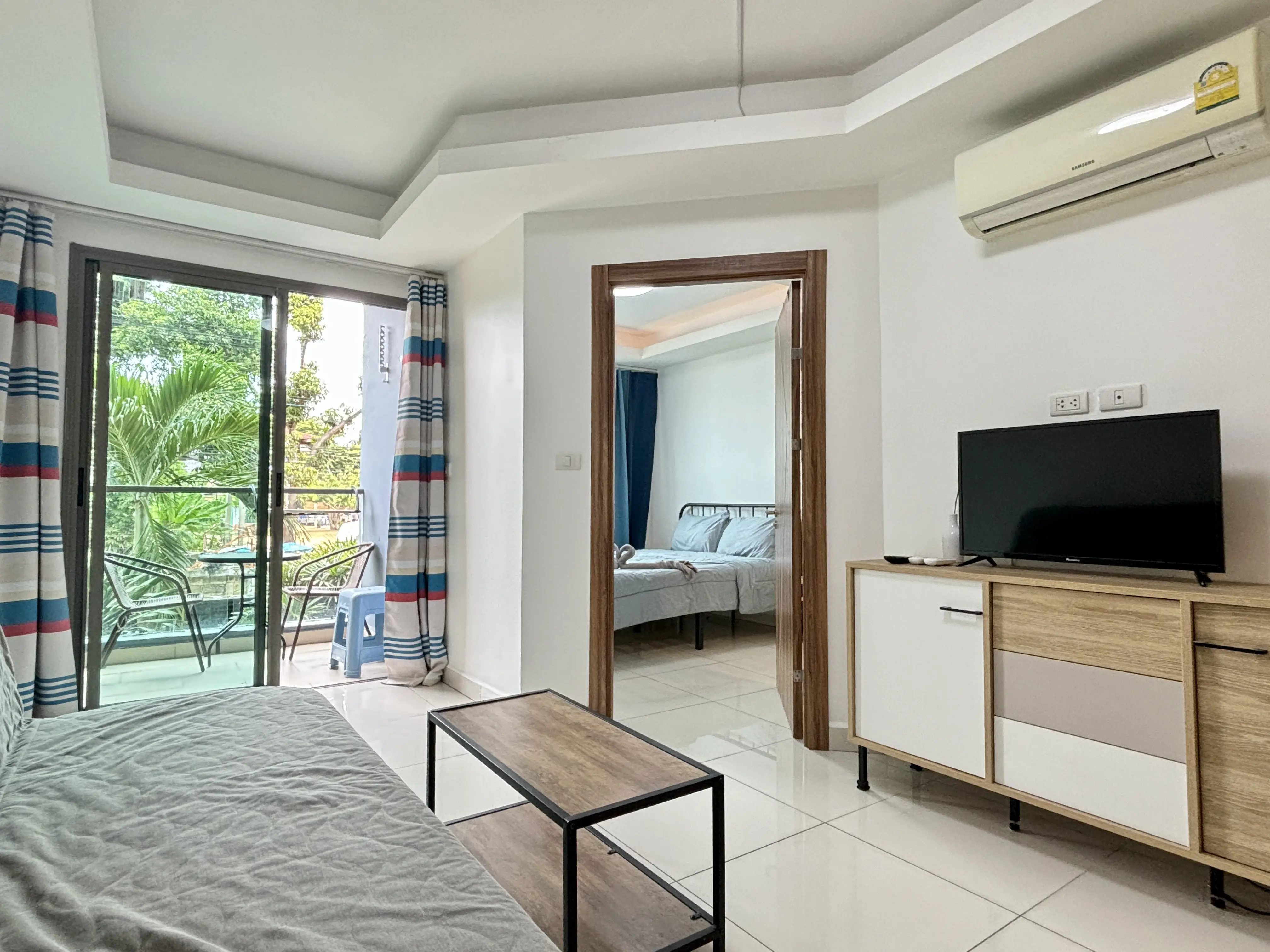 1 Bedroom  Size: 37 sq m  View: Garden View Condo in Pattaya for sale 