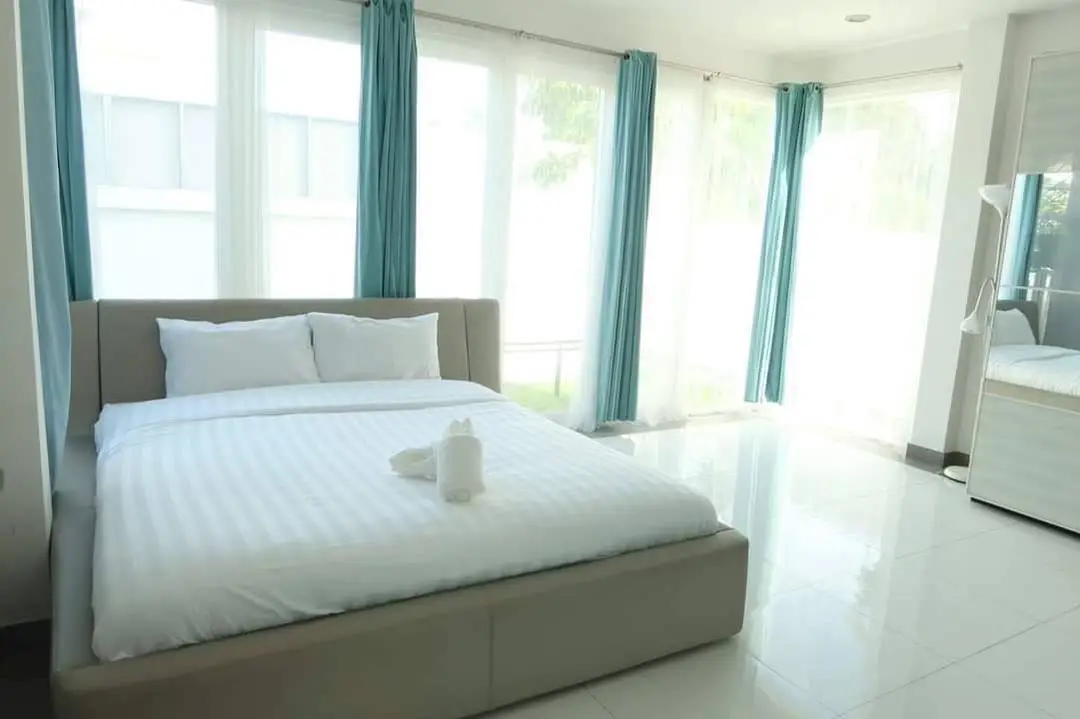 Pool villa for in Silverlake, Na Jomtien 4 Bedroom for sale