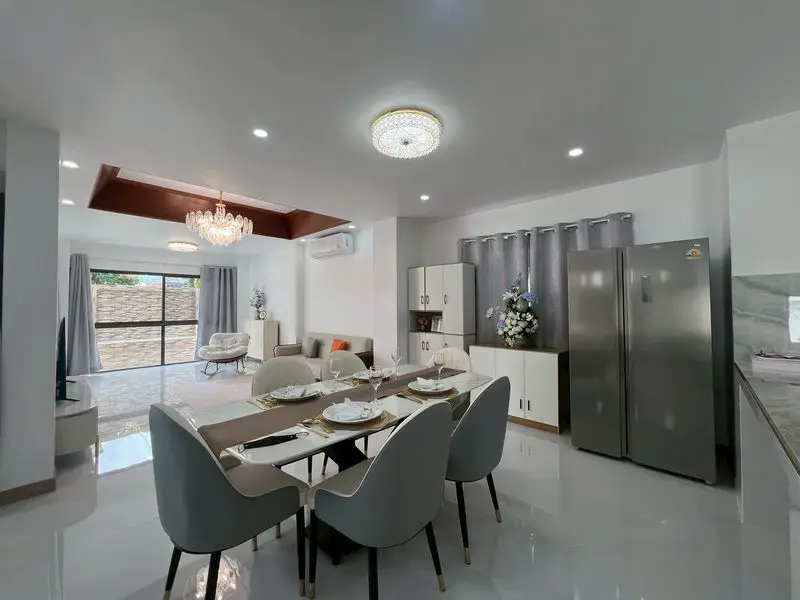 Viewpoint Pool Villa 4 Bedroom for sale