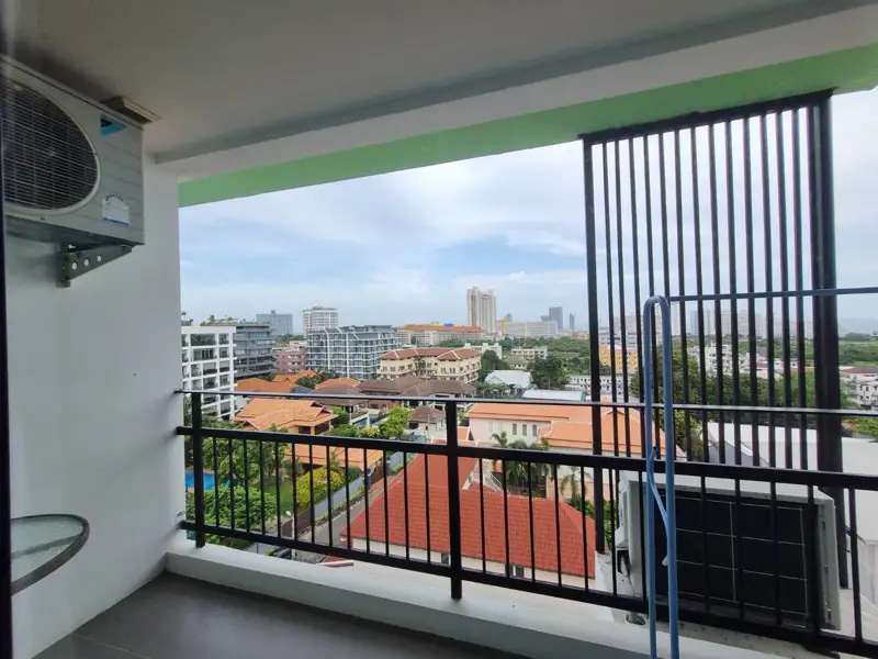 Estanan Condo Pratumnak 1 Bedroom for sale
