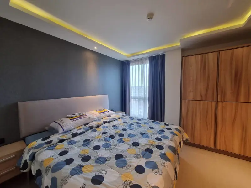 1 bed Condo 8th floor Estanan Condo at Pattaya, Chonburi has the following facilities: Swimming pool, Gym, Security, Car park and Concierge.