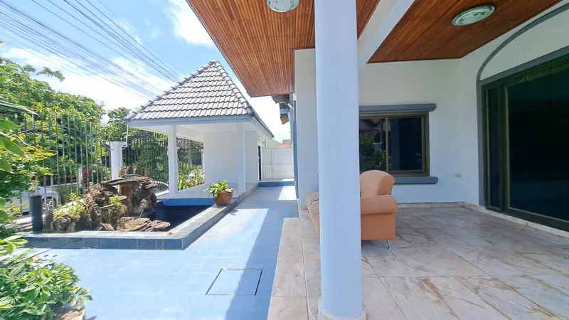 Two-story house in Trakulthong Village, Sriracha 5 Bed for sale