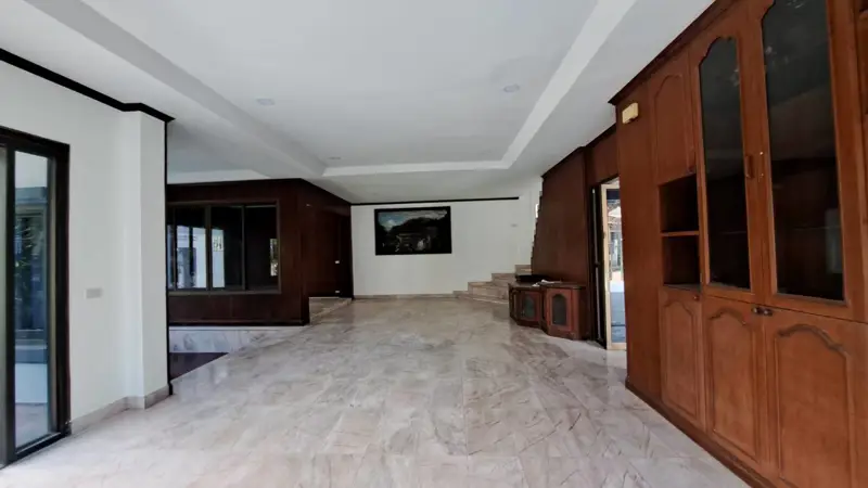 Two-story house in Trakulthong Village, Sriracha 5 Bed for sale