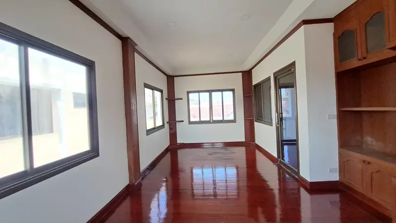 Two-story house in Trakulthong Village, Sriracha 5 Bed for sale