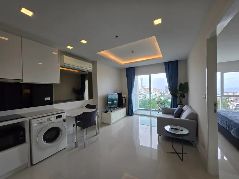 One Tower Patumnak  1 bedroom  1 Bathroom 12 floor  Sea View condo for sale