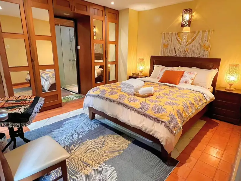 Pool villa Darawadee Village N Jomtien 4 Bedroom 5 bathroom  Fully furnished  ready to move in  internet provided  Walking distance to the beach  Including cleaning swimming pool