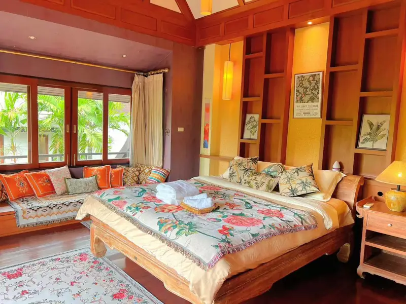 Pool villa Darawadee Village N Jomtien 4 Bedroom 5 bathroom  Fully furnished  ready to move in  internet provided  Walking distance to the beach  Including cleaning swimming pool