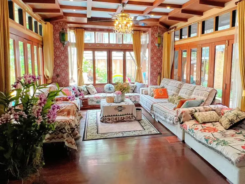 Pool villa Darawadee Village N Jomtien 4 Bedroom 5 bathroom  Fully furnished  ready to move in  internet provided  Walking distance to the beach  Including cleaning swimming pool