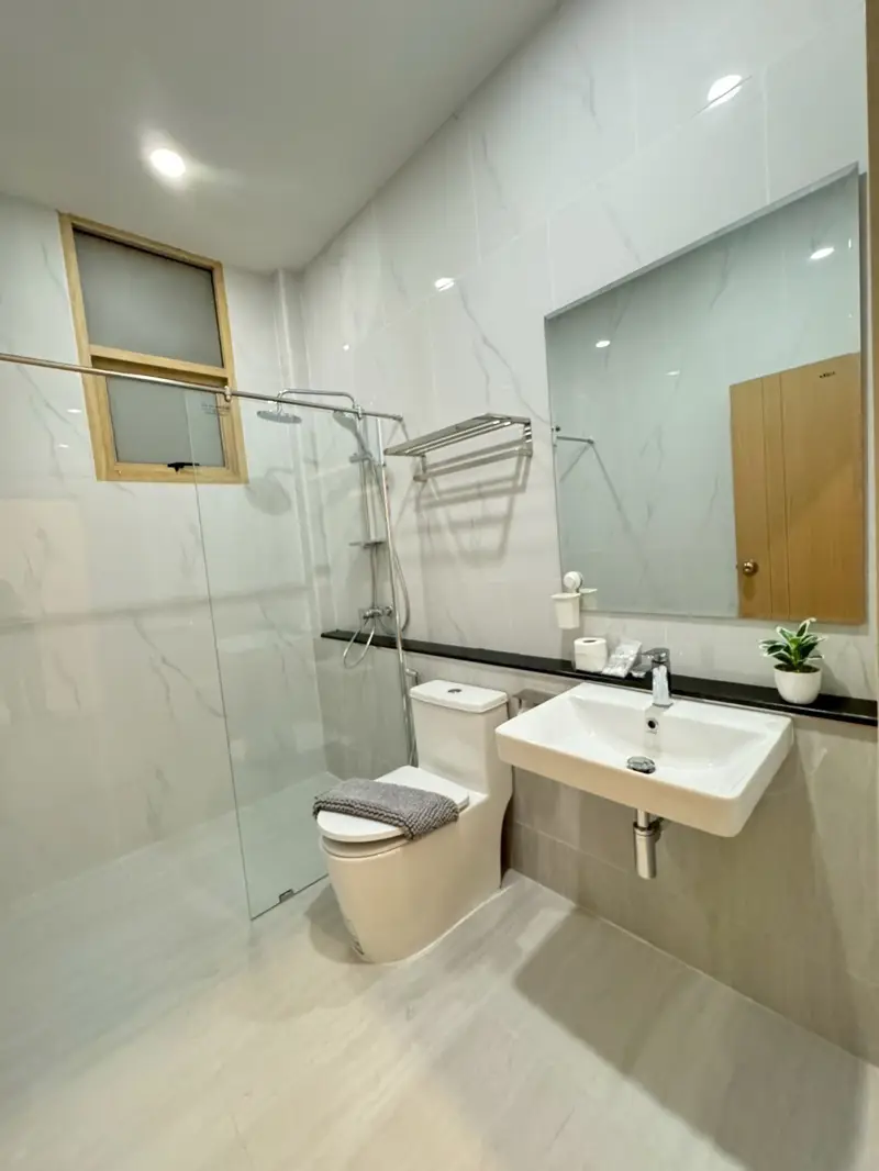 Pool villa located on Jomtien 2nd Road.5 Bedroom for sale