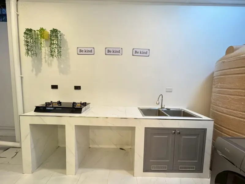 Pool villa located on Jomtien 2nd Road.5 Bedroom for sale