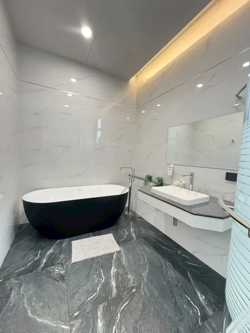 Pool villa located on Jomtien 2nd Road.5 Bedroom for sale