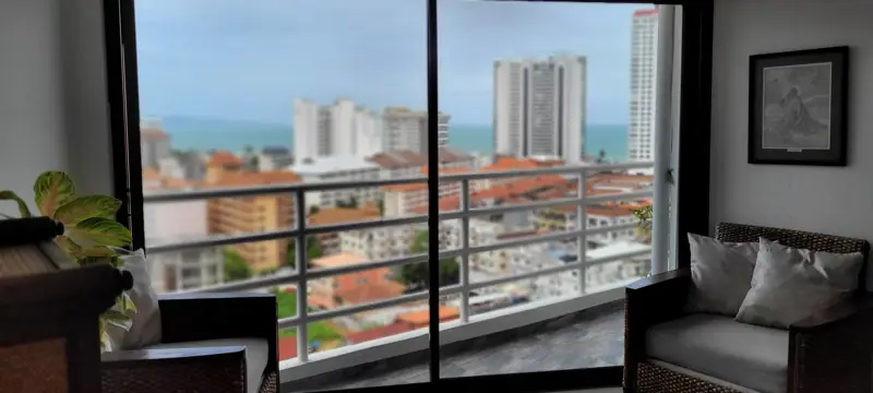 View Talay 2A Jomtien 3 bedroom condo for sale  500 meters to Jomtien Beach with sea view. 