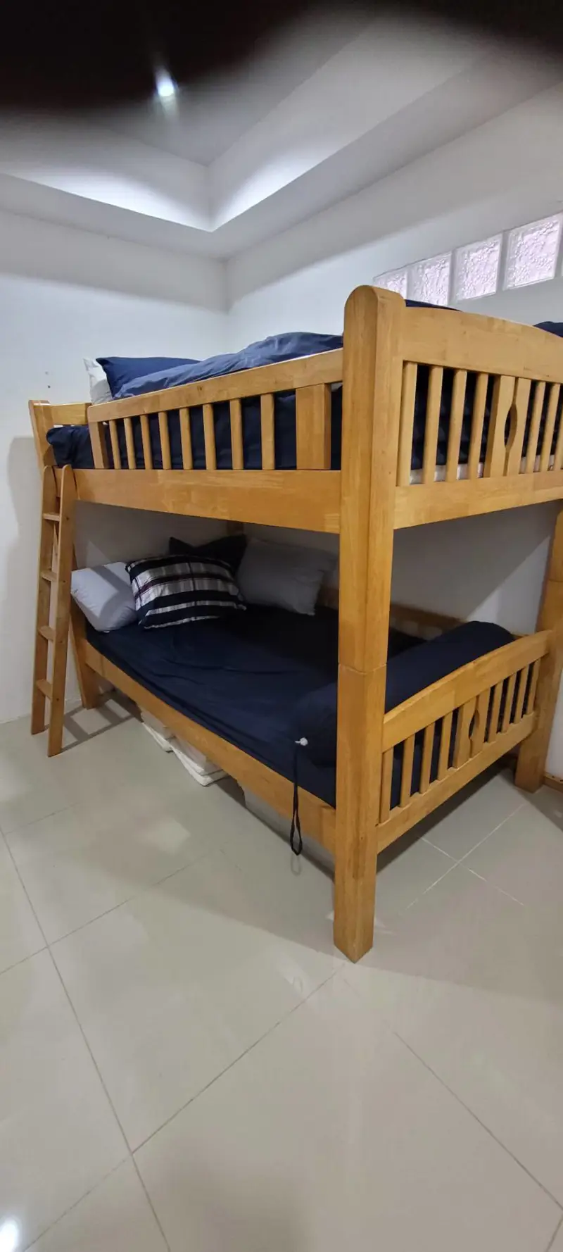 View Talay 2A Jomtien 3 bedroom condo for sale  500 meters to Jomtien Beach with sea view. 