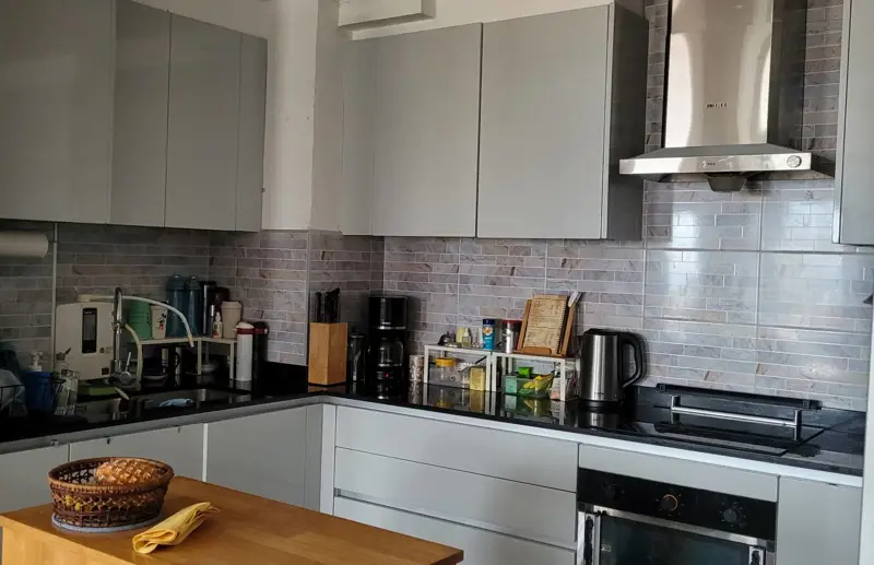 View Talay 2A Jomtien 3 bedroom condo for sale  500 meters to Jomtien Beach with sea view. 