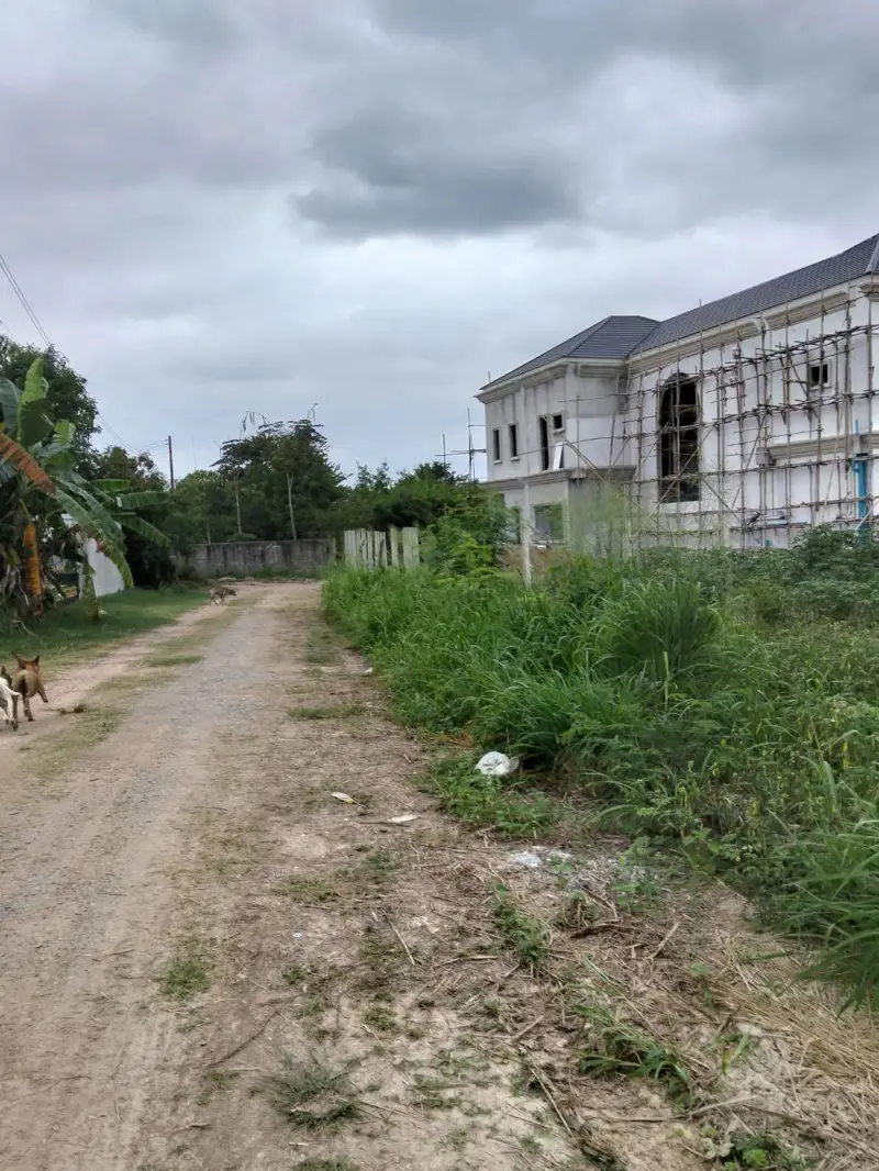 Land 172 square wah, Huai Yai for sale