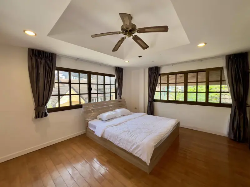  House at Soi Bongkot, Pattaya 12 Bedroom for sale