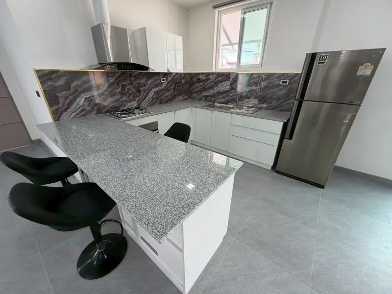  House on 1 Rai land new renovated 6 Bedroom for sale