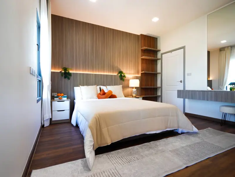 Large pool villa for sale  luxury private pool villa perfectly positioned just off Sukhumvit Road, Quiet neighborhood and  convenient.