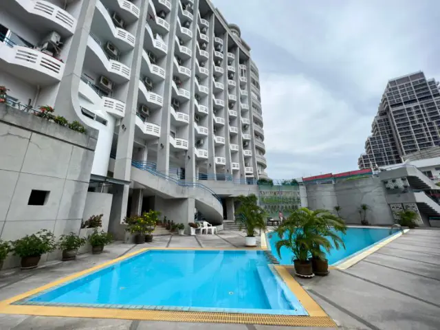 Peak Condo 2 Bedroom Pratumnak Hill with swimming pool, gym, car parking, and 24H security system prime location with easy access to  Bali Hai Pier Pattaya, Cozy Beach, Big Buddha Temple