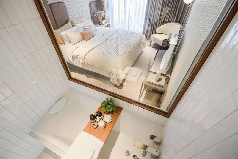 Arom Jomtien-RESALE S84 sqm 2 bed, 2 bath   29th floor, unit 2902  Quota: Foreign Quota  50 meters from Jomtien Beach.  Rooftop infinity pool with panoramic ocean views