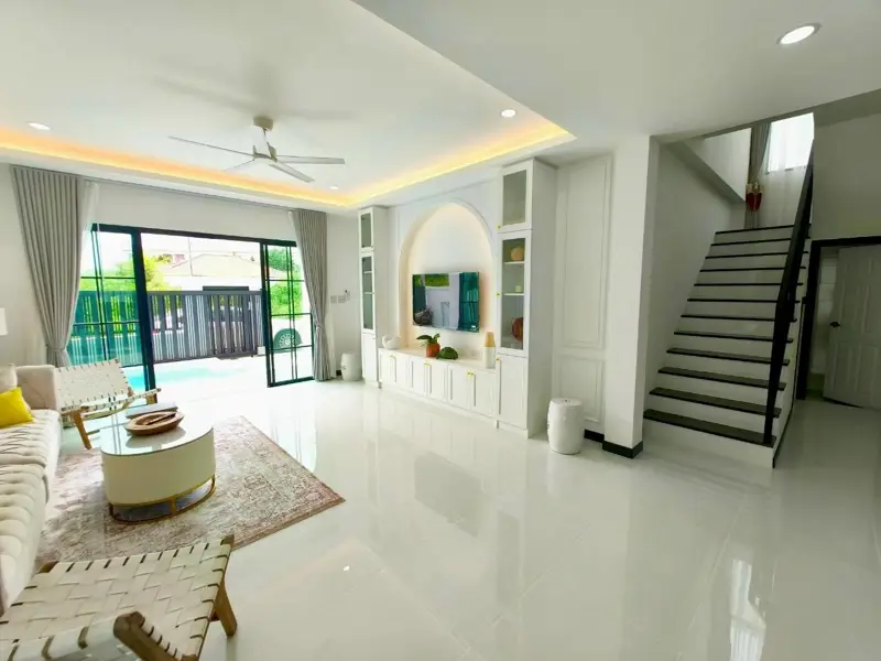  4 bed House for rent  in Sattahip at Garden Hill Garden Hill and has the following facilities: Swimming pool, Gym, Security and Car park.