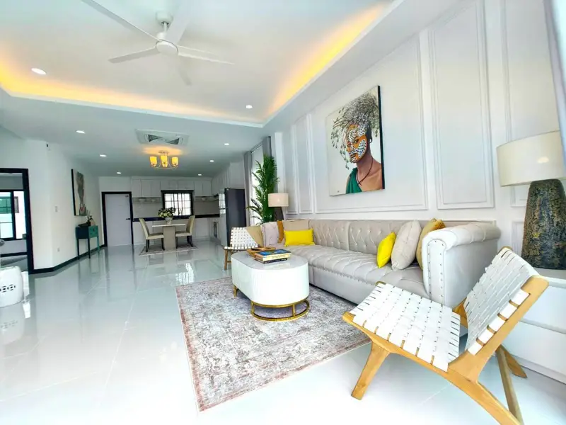  4 bed House for rent  in Sattahip at Garden Hill Garden Hill and has the following facilities: Swimming pool, Gym, Security and Car park.