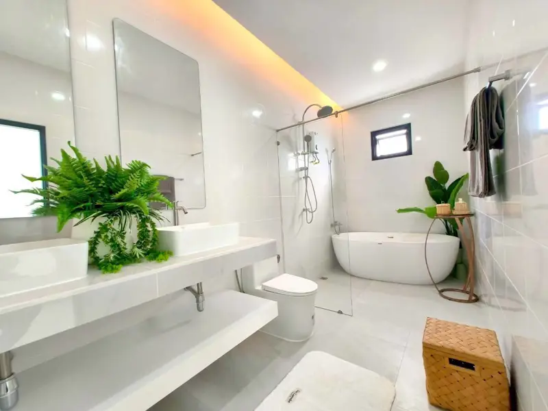  4 bed House for rent  in Sattahip at Garden Hill Garden Hill and has the following facilities: Swimming pool, Gym, Security and Car park.