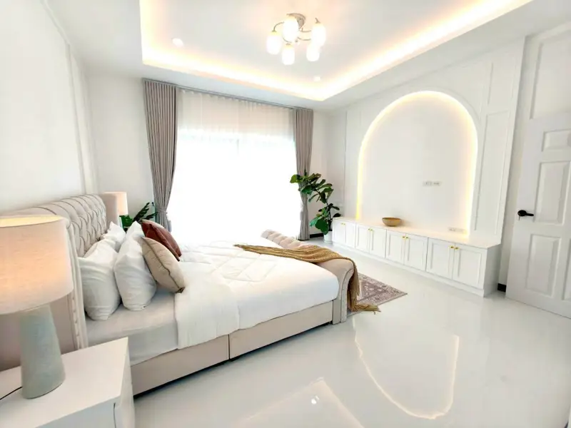  4 bed House for rent  in Sattahip at Garden Hill Garden Hill and has the following facilities: Swimming pool, Gym, Security and Car park.