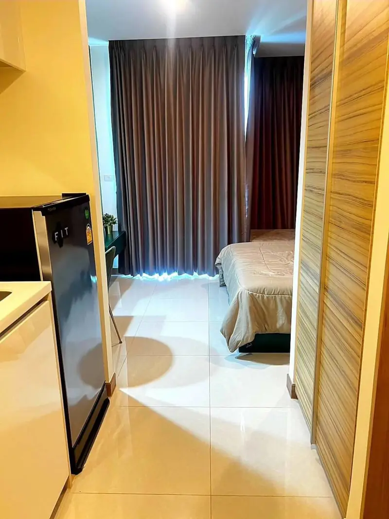 The Riviera Jomtien for sale is designed with amenities such as 24 hr security, cctv, car park, playground, garden, swimming pool and fitness 