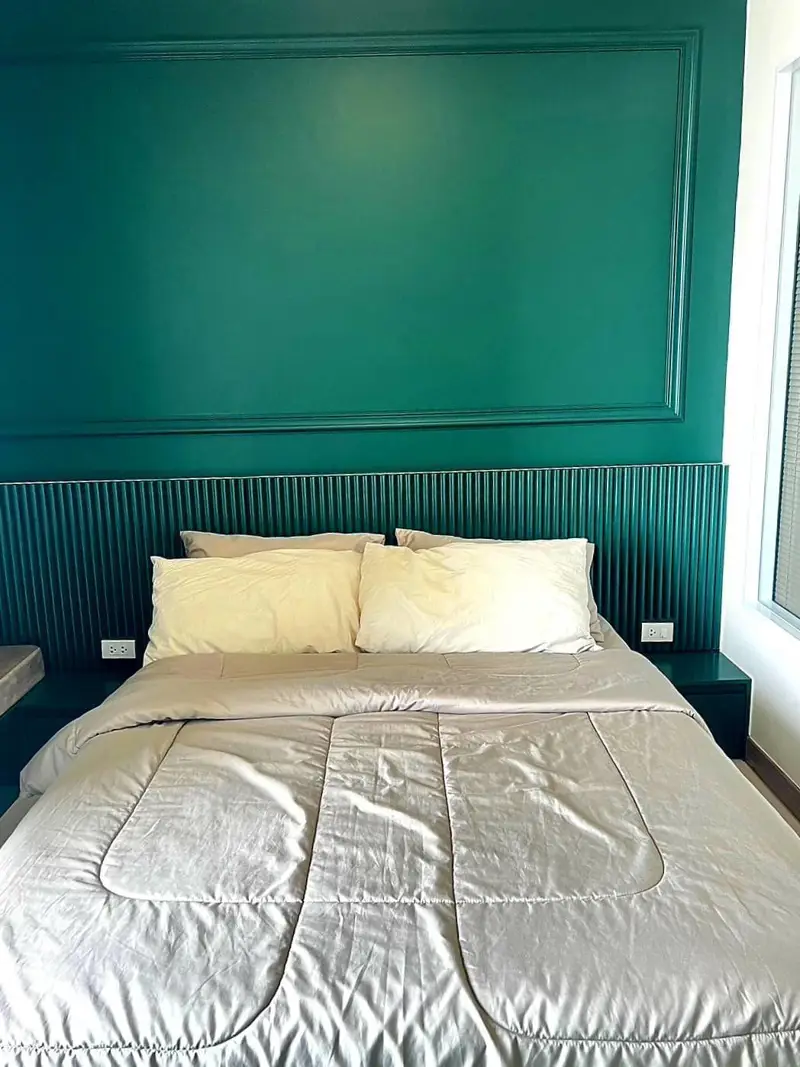 The Riviera Jomtien for sale is designed with amenities such as 24 hr security, cctv, car park, playground, garden, swimming pool and fitness 