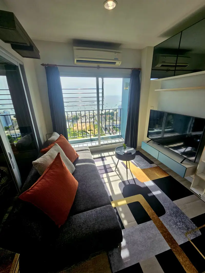 CENTRIC SEA Condominium B-tower 26th Floor