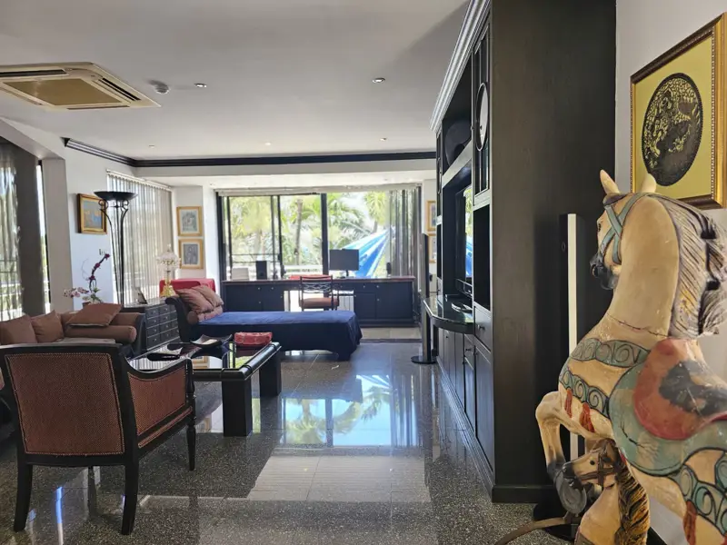 3 bed Duplex sea view beach side condo for sale in central Pattaya