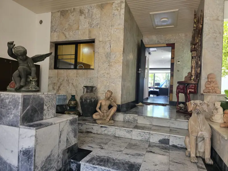 3 bed Duplex sea view beach side condo for sale in central Pattaya