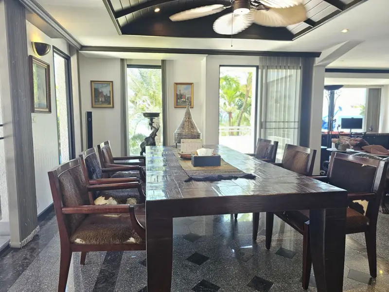 3 bed Duplex sea view beach side condo for sale in central Pattaya