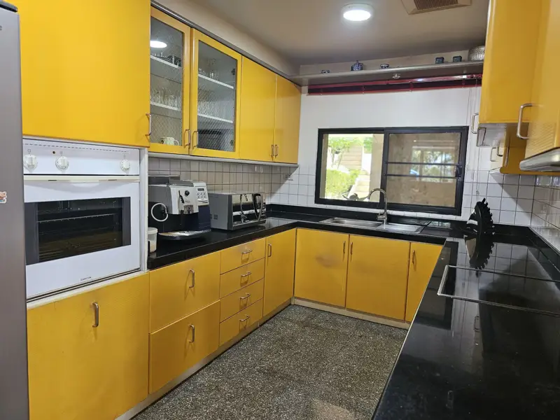 3 bed Duplex sea view beach side condo for sale in central Pattaya