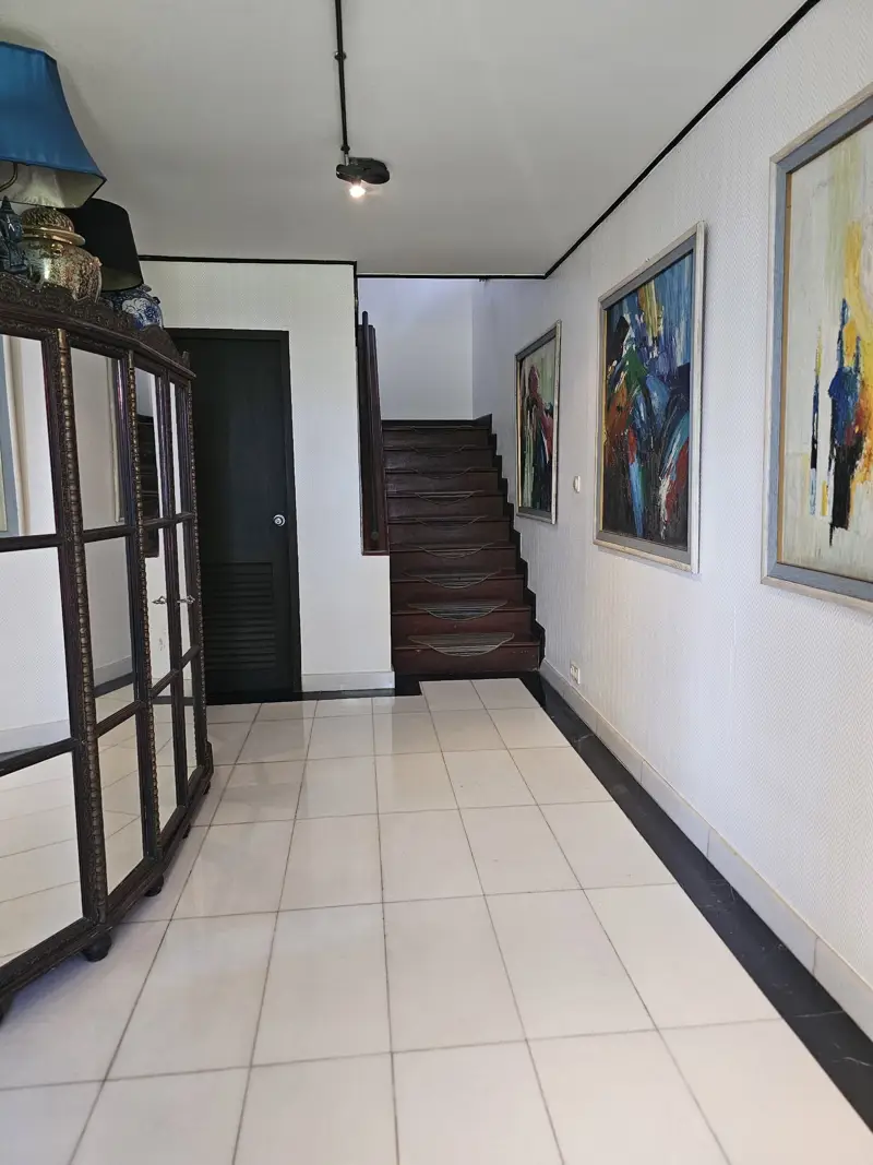 3 bed Duplex sea view beach side condo for sale in central Pattaya