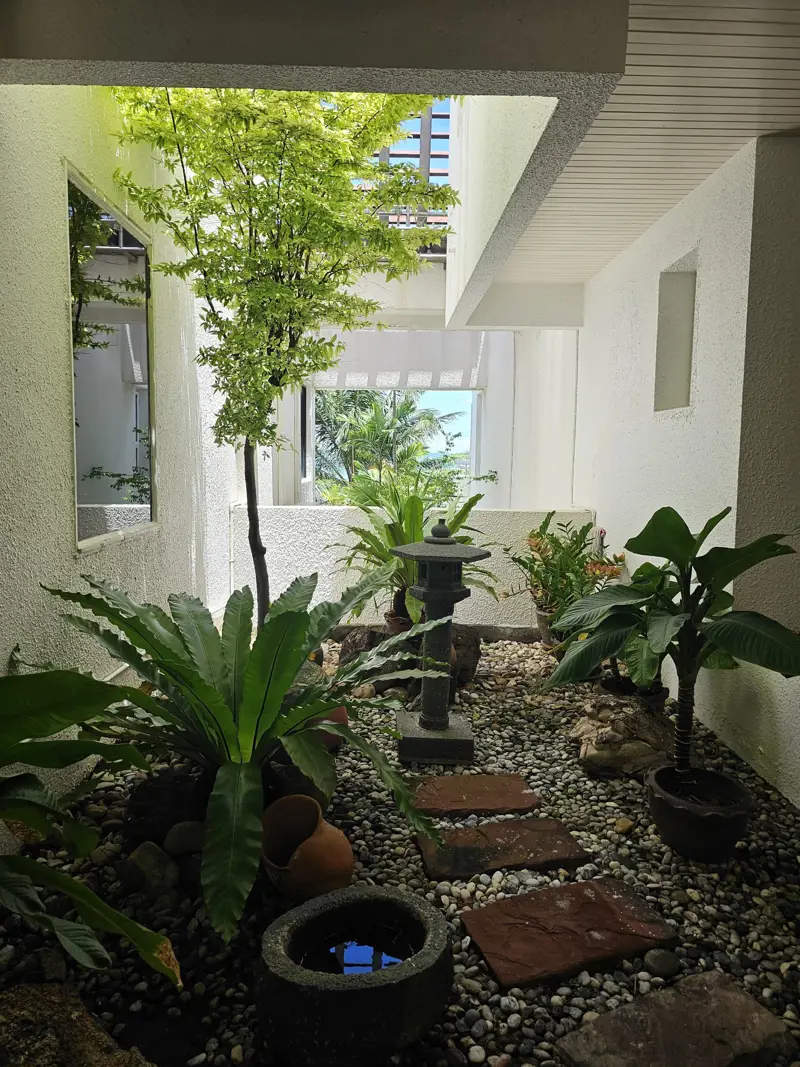 3 bed Duplex sea view beach side condo for sale in central Pattaya