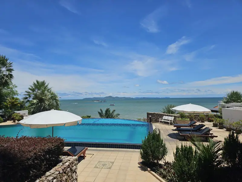 3 bed Duplex sea view beach side condo for sale in central Pattaya
