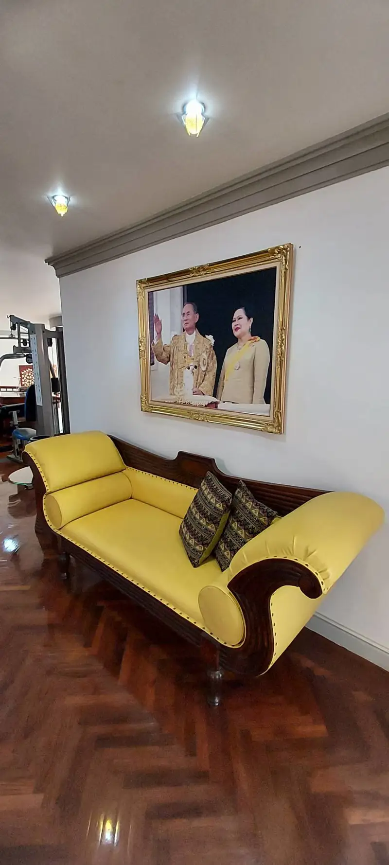 Silver Beach Penthouse 5 Bedroom for sale  5 bathrooms,   European Kitchen,   fully furnished,  panoramic sea view,  Wongamat Beach. 24 hours security, large communal swimming pool