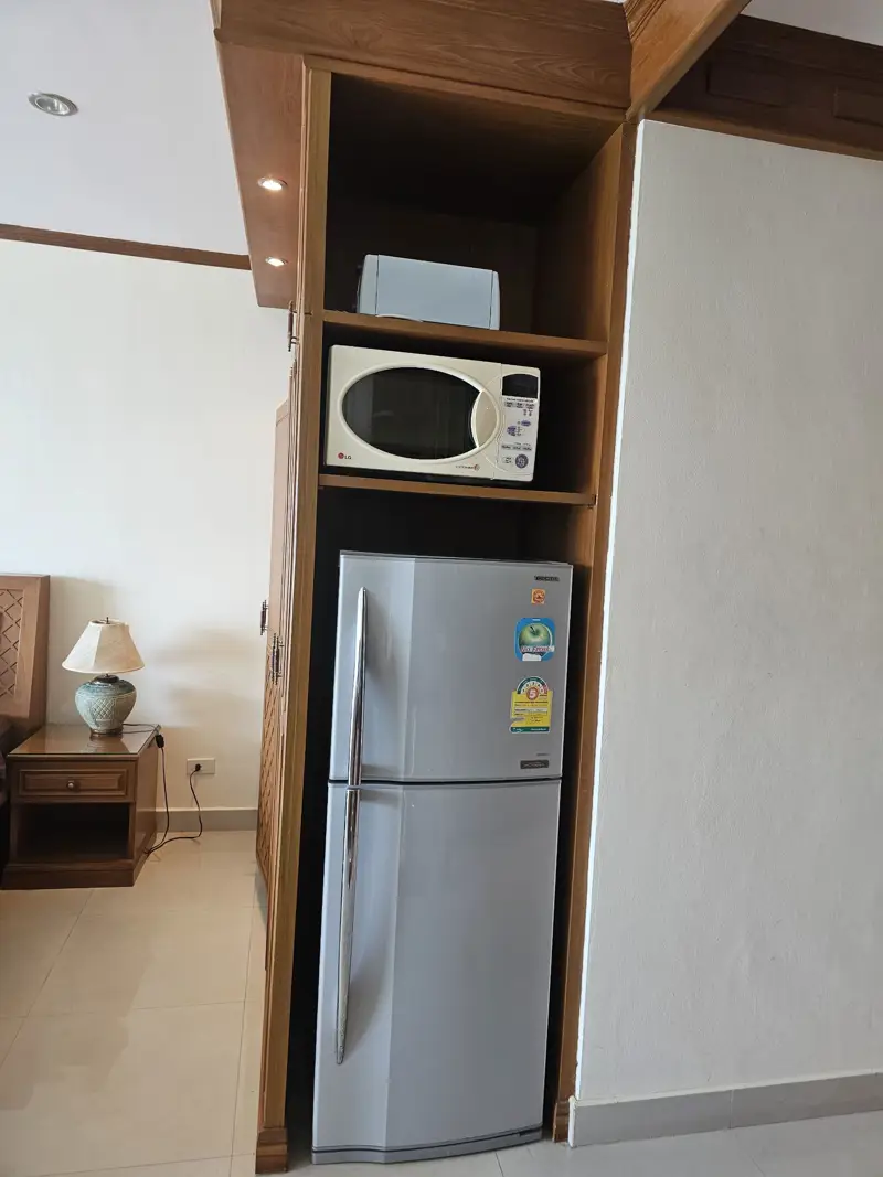 View Talay Pattaya Studio condo for  rent appliances