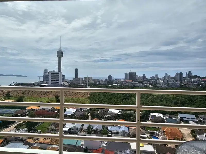 View Talay Pattaya Studio condo for  rent beachviews