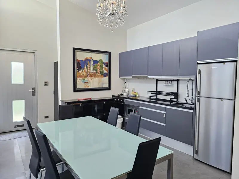 2 bed house for rent or sale in Chateau Dale Nong Prue Swimming pool, Security and Car park.