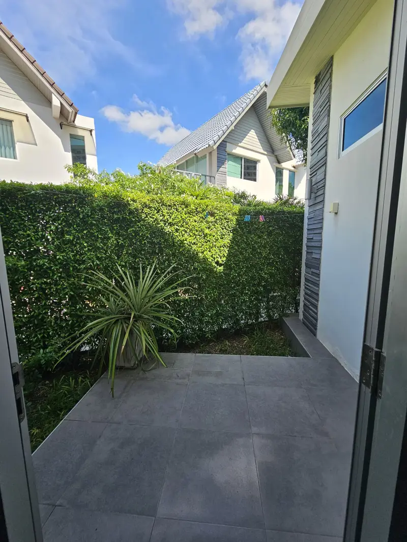 2 bed house for rent or sale in Chateau Dale Nong Prue Swimming pool, Security and Car park.