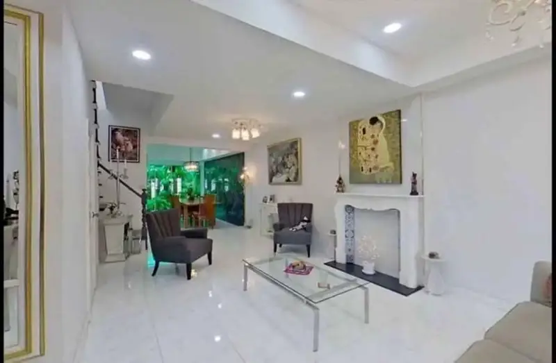 Luxury 4-Bedroom Designer Townhouse on Pratumnak Hill — just 600 meters from the beach 4 Bedrooms 4.5 Bathrooms  380 m² living space  