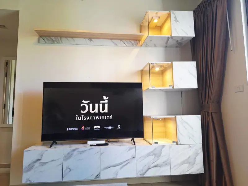 Unixx South Pattaya 1 Bedroom Great view, cool breeze, comfortable living Condo in a great location, easy access, near tourist attractions, restaurants, and shopping malls Fully equipped with amenities: Swimming pool Fitness center