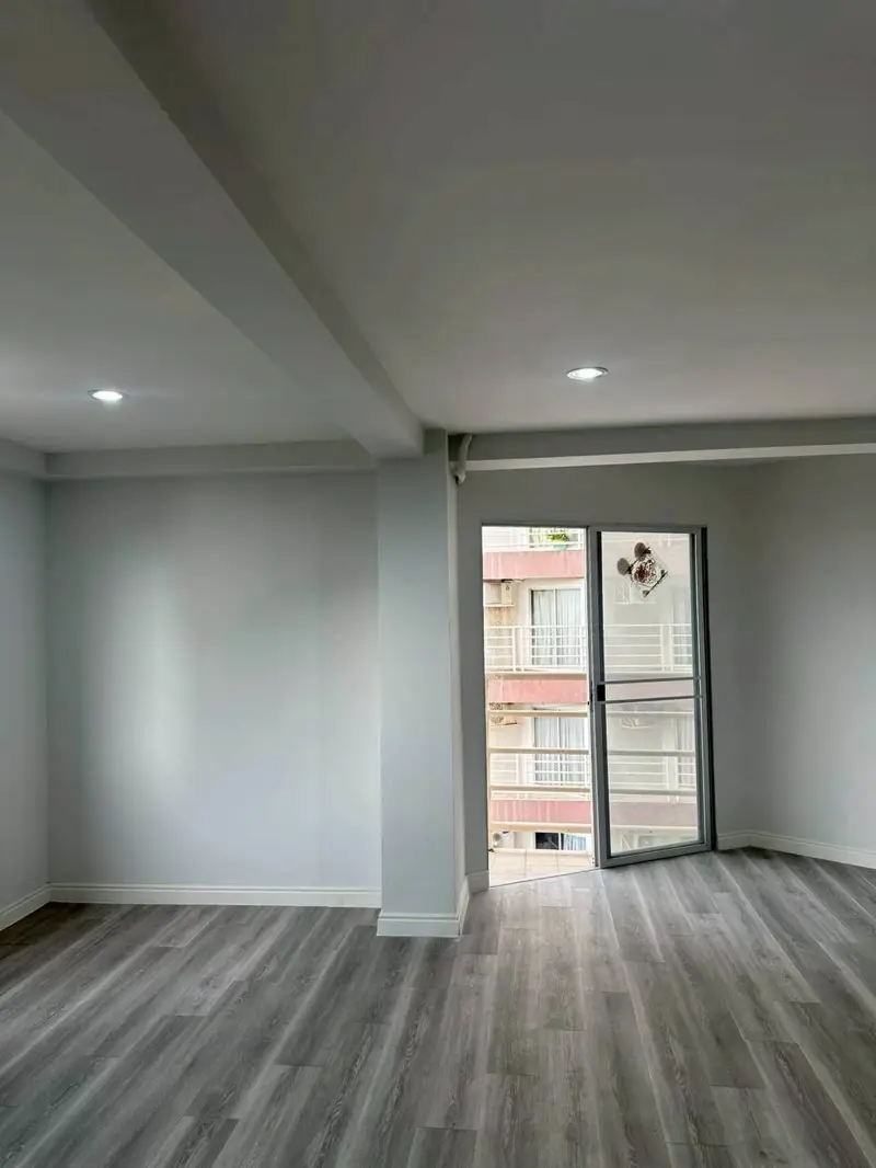  2 bed condo Jomtien stunning sea views 10th-floor corner unit fresh breeze sweeping views.  2 large units combined, 67 sq m.