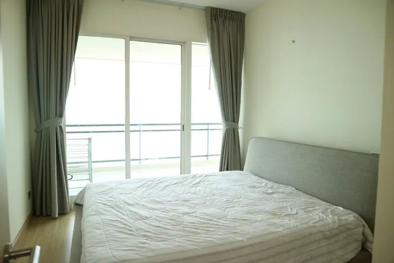 2 bed Condo for rent  Swimming pool, Gym, Security, Car park, Garden, Sauna, Children's area, Concierge, Library and Grill.