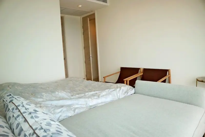 2 bed Condo for rent  Swimming pool, Gym, Security, Car park, Garden, Sauna, Children's area, Concierge, Library and Grill.