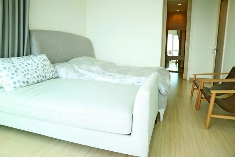 2 bed Condo for rent  Swimming pool, Gym, Security, Car park, Garden, Sauna, Children's area, Concierge, Library and Grill.