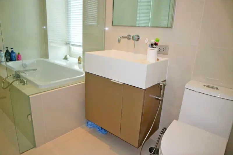 2 bed Condo for rent  Swimming pool, Gym, Security, Car park, Garden, Sauna, Children's area, Concierge, Library and Grill.